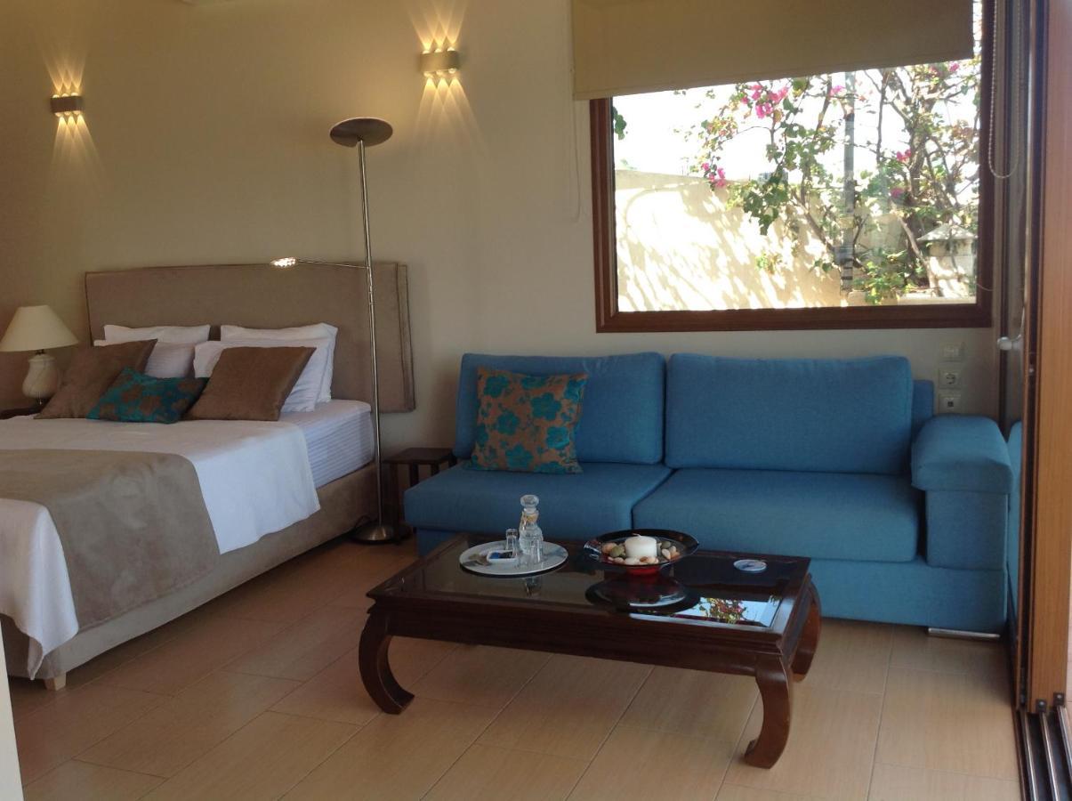 Asterias Studios & Apartments คาลีเวส ภายนอก รูปภาพ
