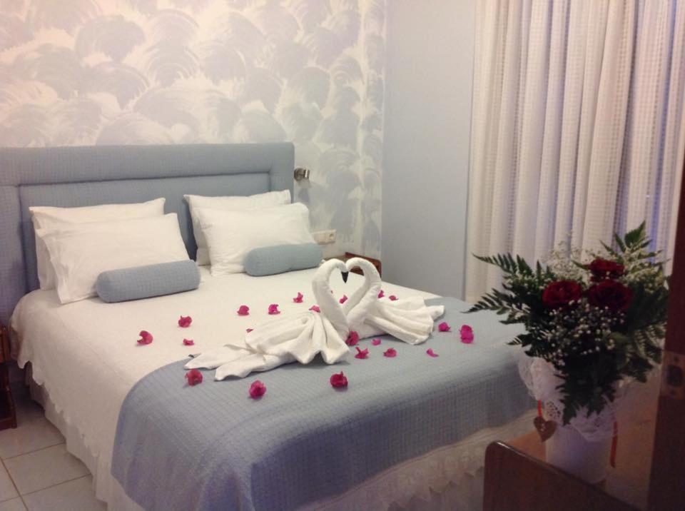 Asterias Studios & Apartments คาลีเวส ภายนอก รูปภาพ